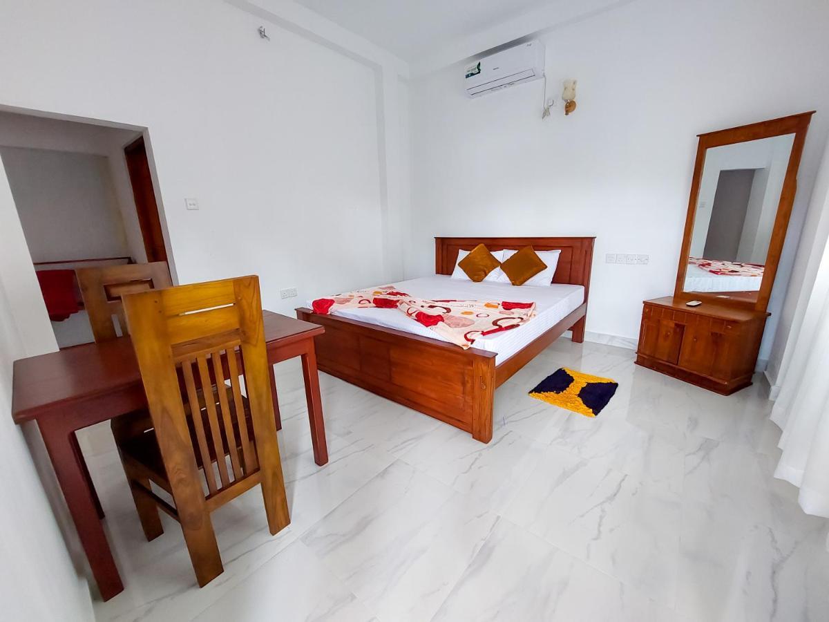 Kavi Villa Bentota Esterno foto