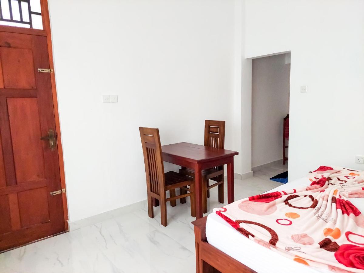 Kavi Villa Bentota Esterno foto