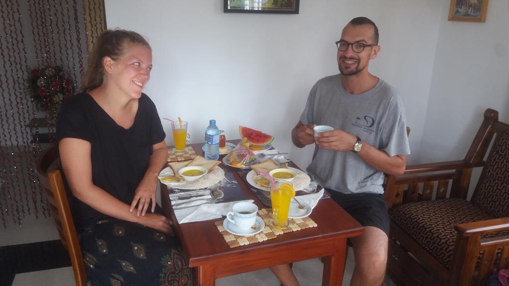 Kavi Villa Bentota Esterno foto